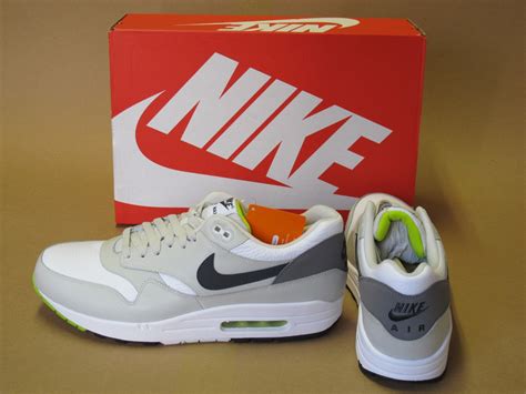 nike air max cross trainer